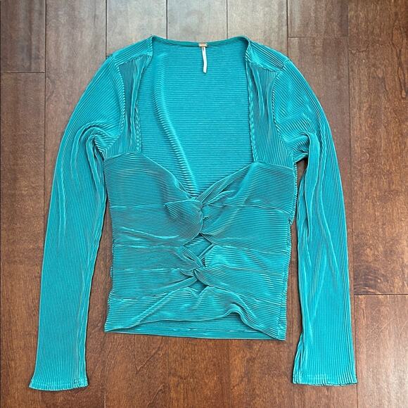 Free People Leah Twist Top in Pleated Teal Fabric, Size Large - Picture 5 of 14